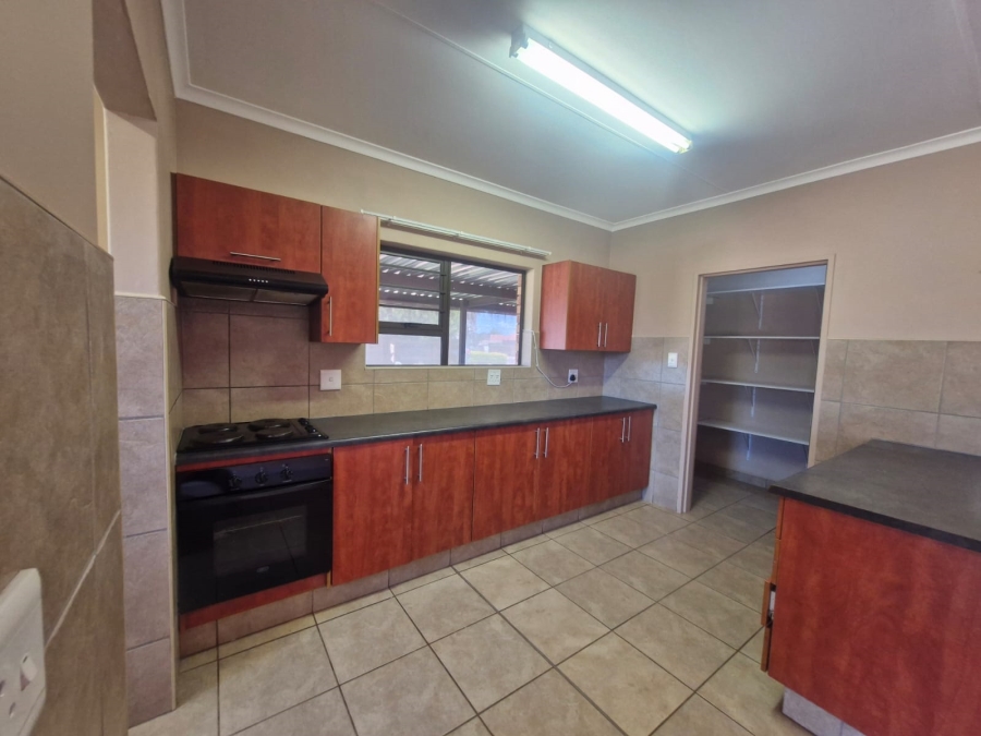 To Let 3 Bedroom Property for Rent in Kathu Northern Cape